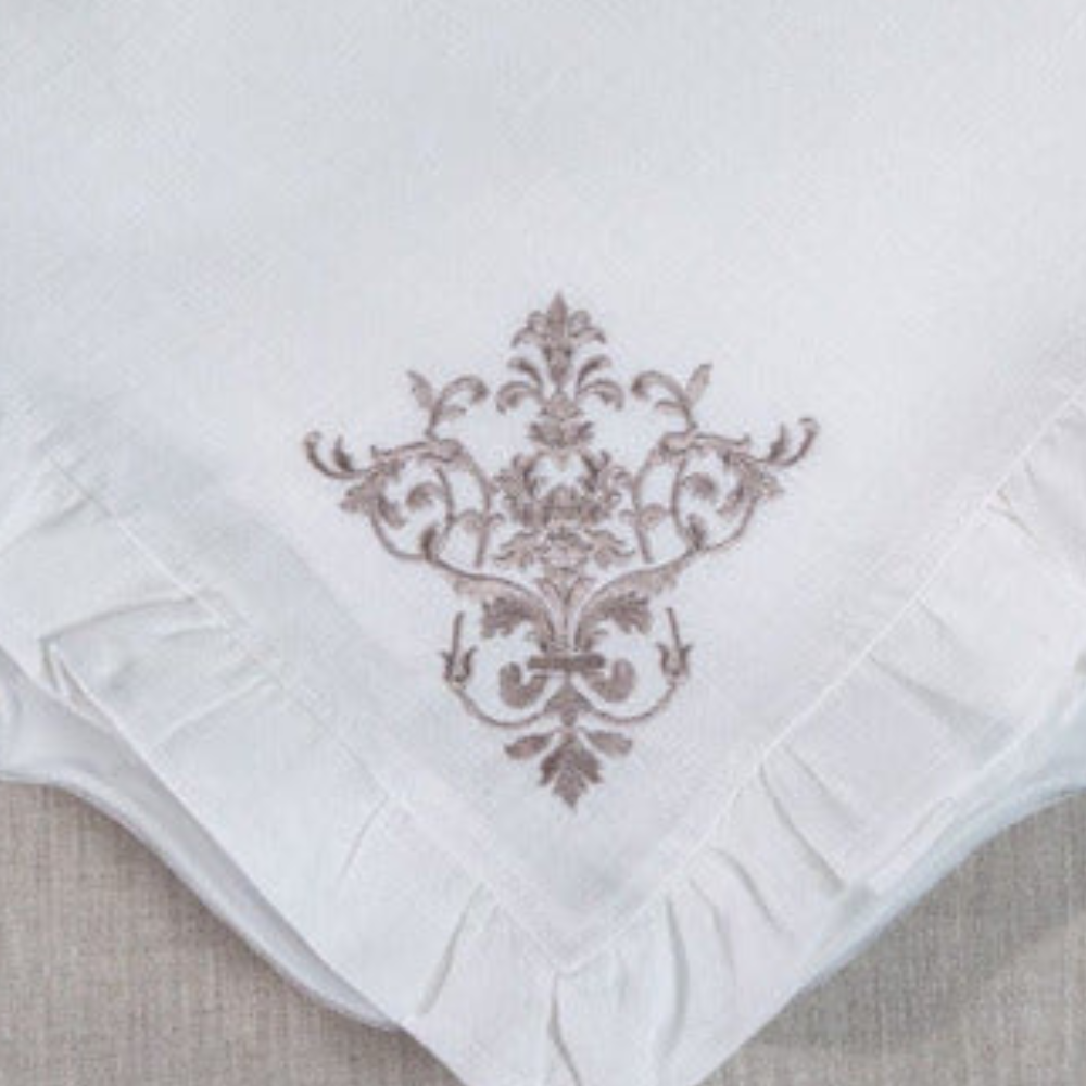 Victorian Large Napkin with Ruffle