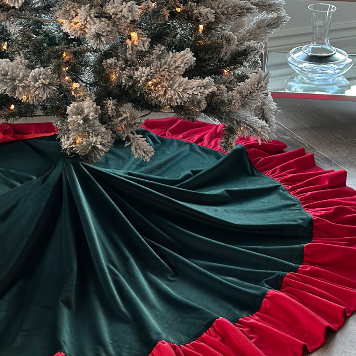 Reversible Velvet Tree Skirt