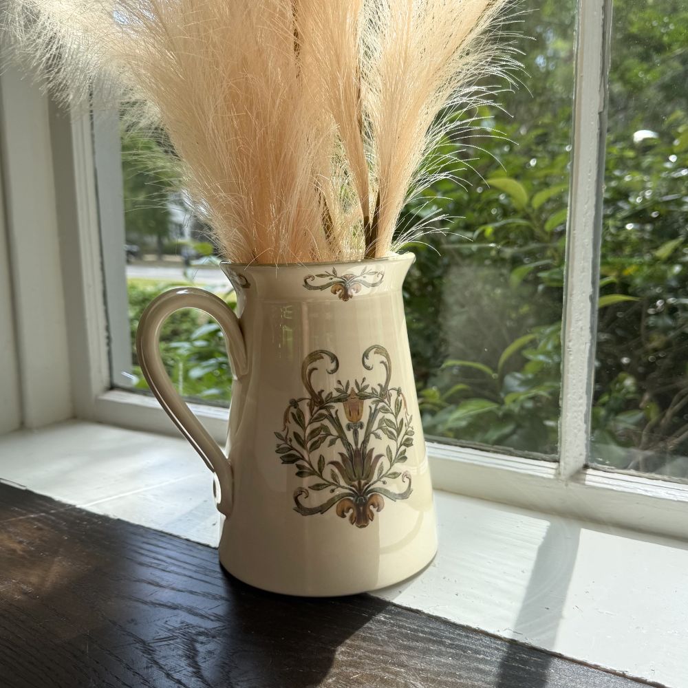 Villa Pitcher - NEW