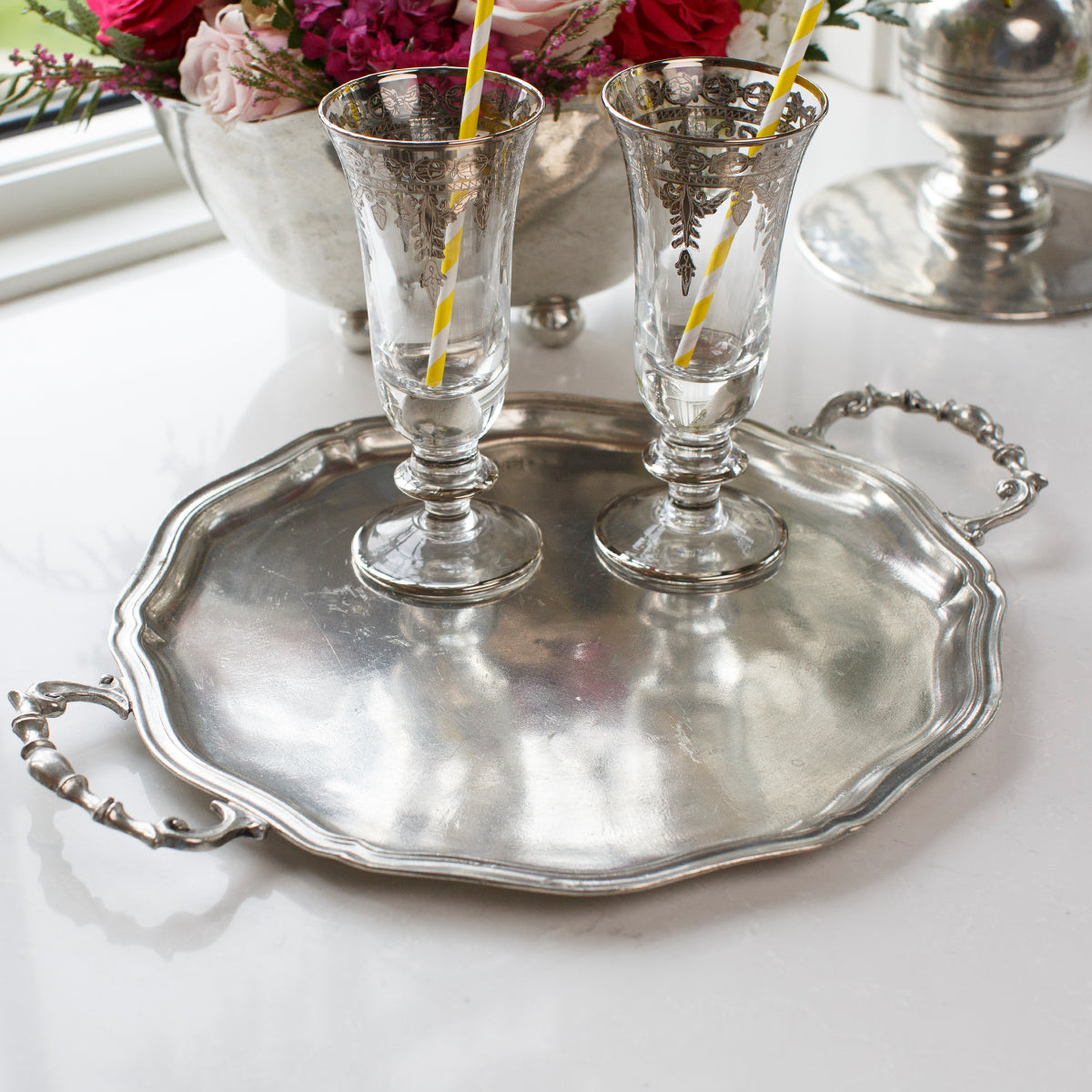 Plateau Festonné Vintage avec Poignées