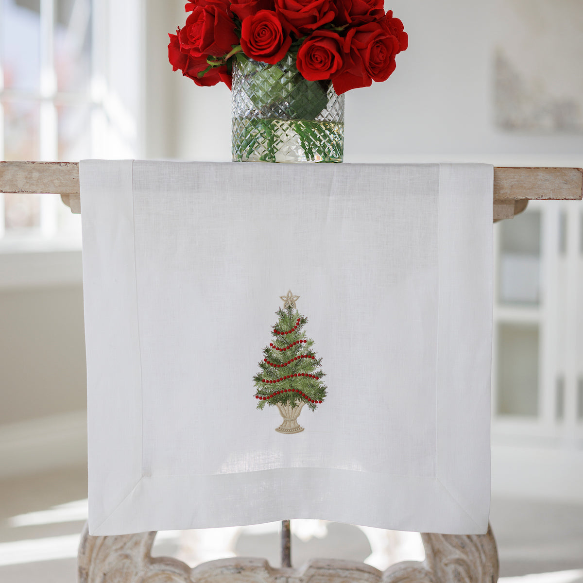 Tree with Trim Table Runner