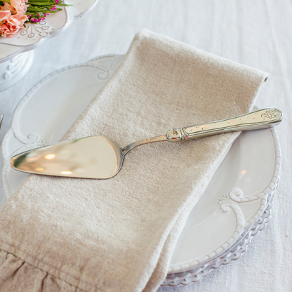 Hotel Collection Cake Server