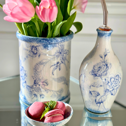 Giulietta Blue Oil Bottle