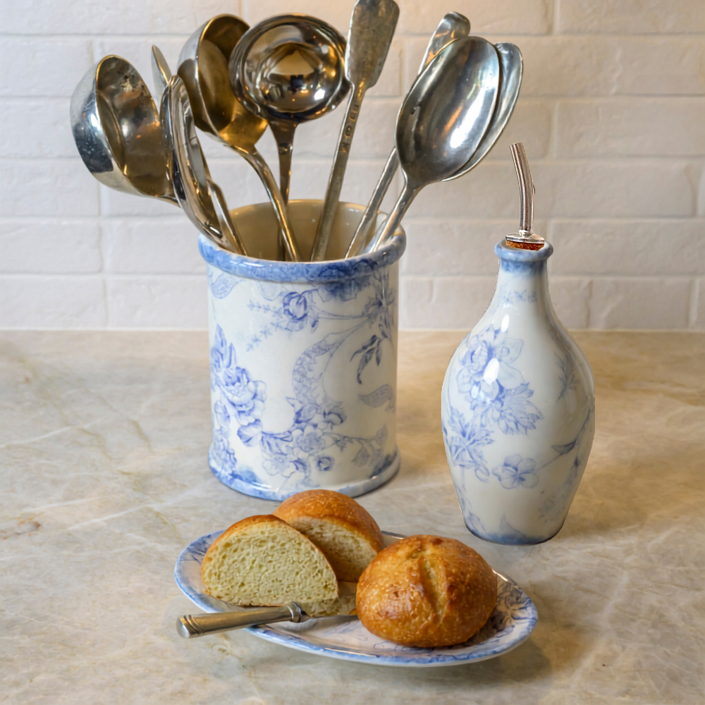 Giulietta Blue Oil Bottle