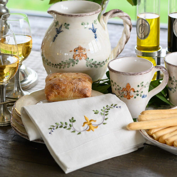 Arte Italica Crown Linen Designs Italian Medici tri fold cloth napkin