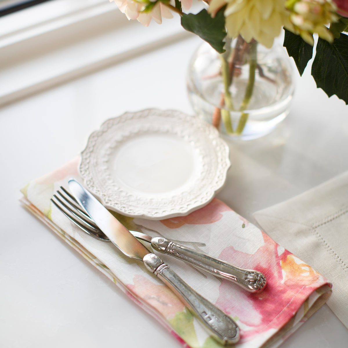 Arte Italica Finezza cream bread plate – handcrafted Italian tableware with lace detailing