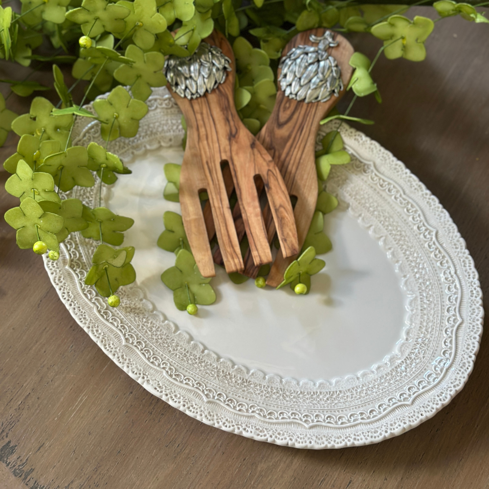 Arte Italica Finezza cream medium oval tray – Italian ceramic serving platter with ornate lace design
