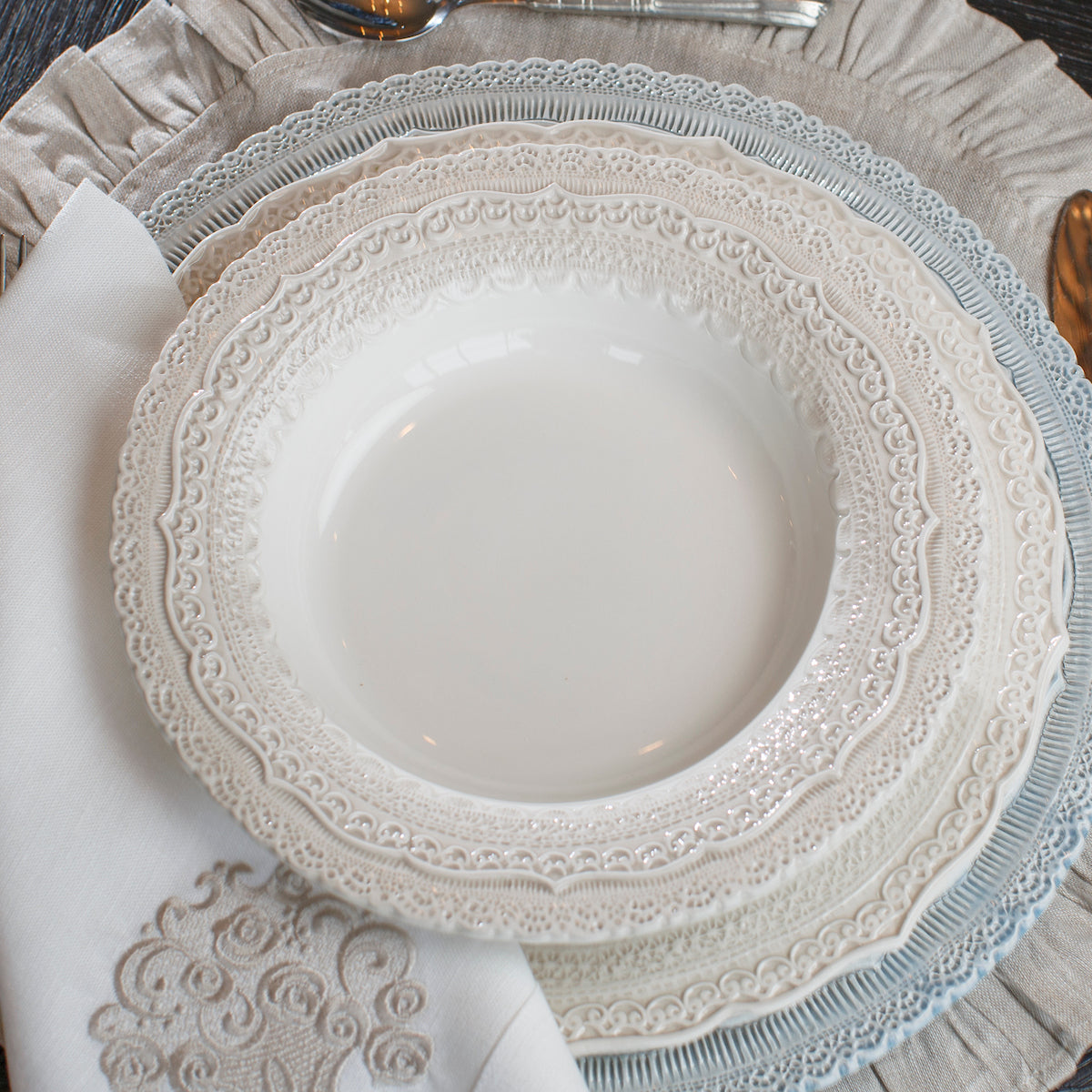 Arte Italica Finezza cream pasta bowl – Italian-crafted ceramic for pasta or salad serving