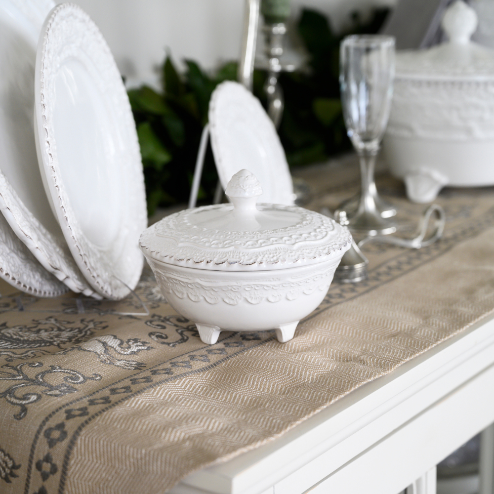 Arte Italica Finezza white petite covered dish – Italian-crafted ceramic for buffet or treats