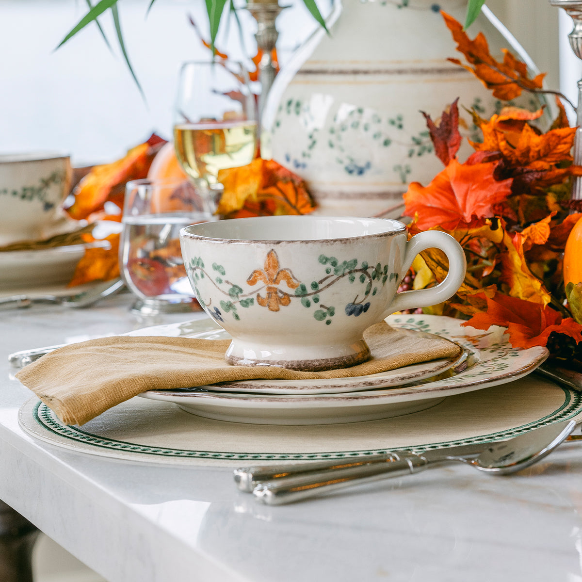 Arte Italica large Italian ceramic Medici cup