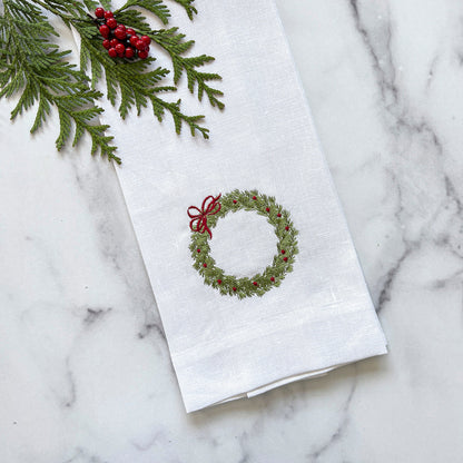 Cedar Berry Wreath Linen Towel