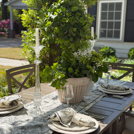 Montefalco Toile Table Runner, Black & Cream