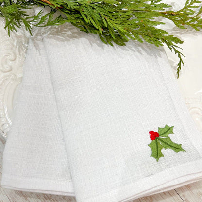 Holly Embroidered Napkin Set