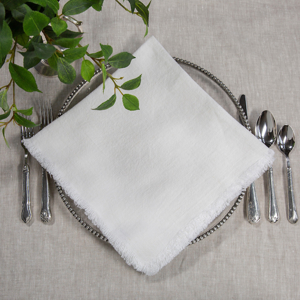 White Hand Knot Fringe Linen Dinner Napkins - Quince – Courtland & Co