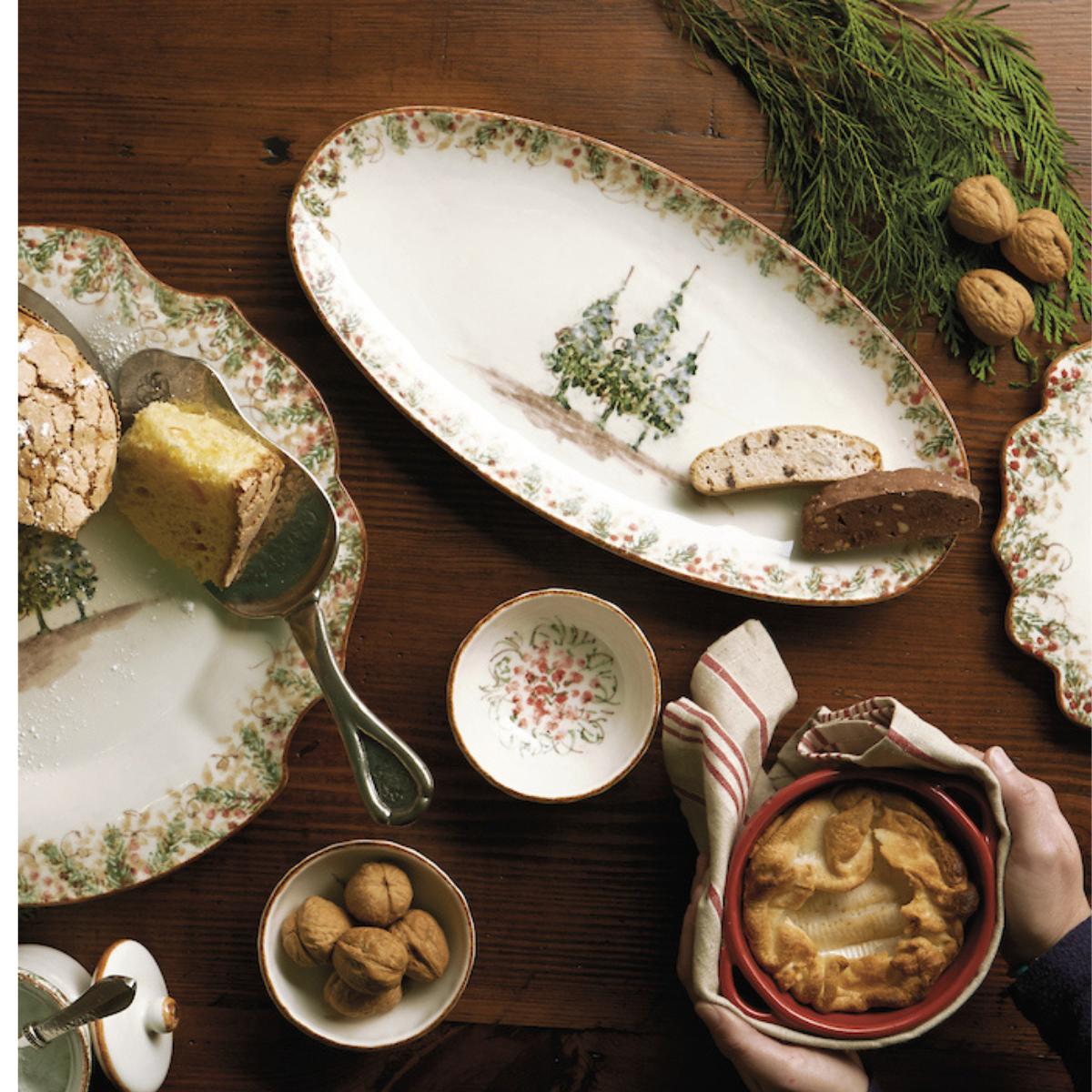 Natale Long Oval Platter | Hand-Painted Italian Ceramic Christmas Natale Long Oval Platter | Hand-Painted Italian Ceramic Christmas