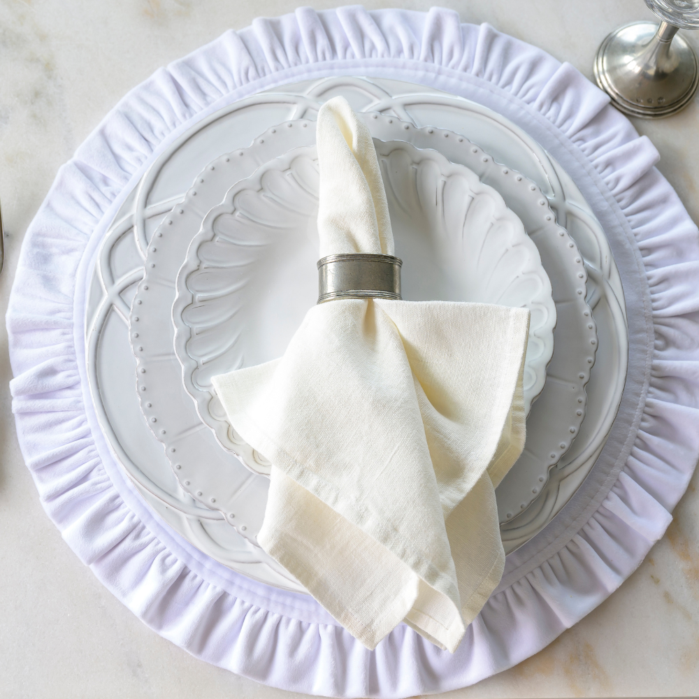 Bella Bianca Ribbon Charger