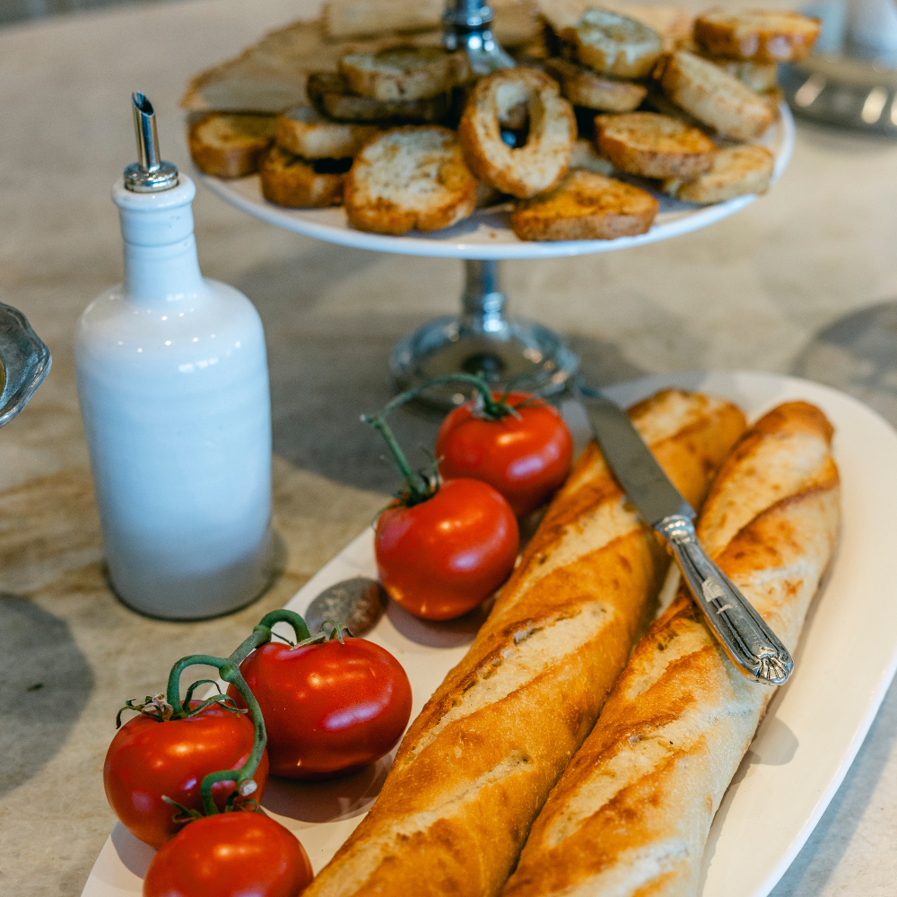 Bella Bianca Tall Oil Bottle