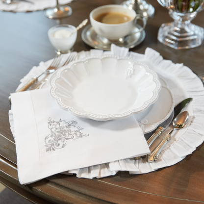 Bella Bianca Medallion Pasta/Soup Bowl