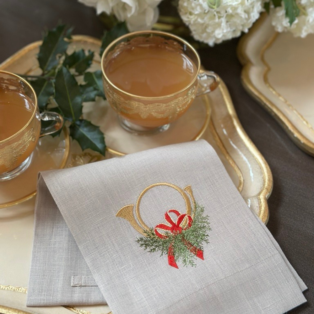 Holiday Horn with Bow Linen Towel - New