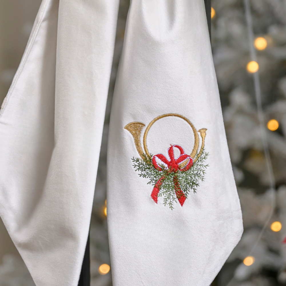 Holiday Horn with Sash Velvet Sash - New