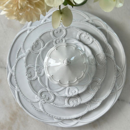 Bella Bianca Ribbon Bread / Canapé Plate