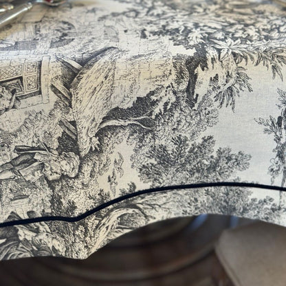 Montefalco Toile Tablecloth, Black & Cream