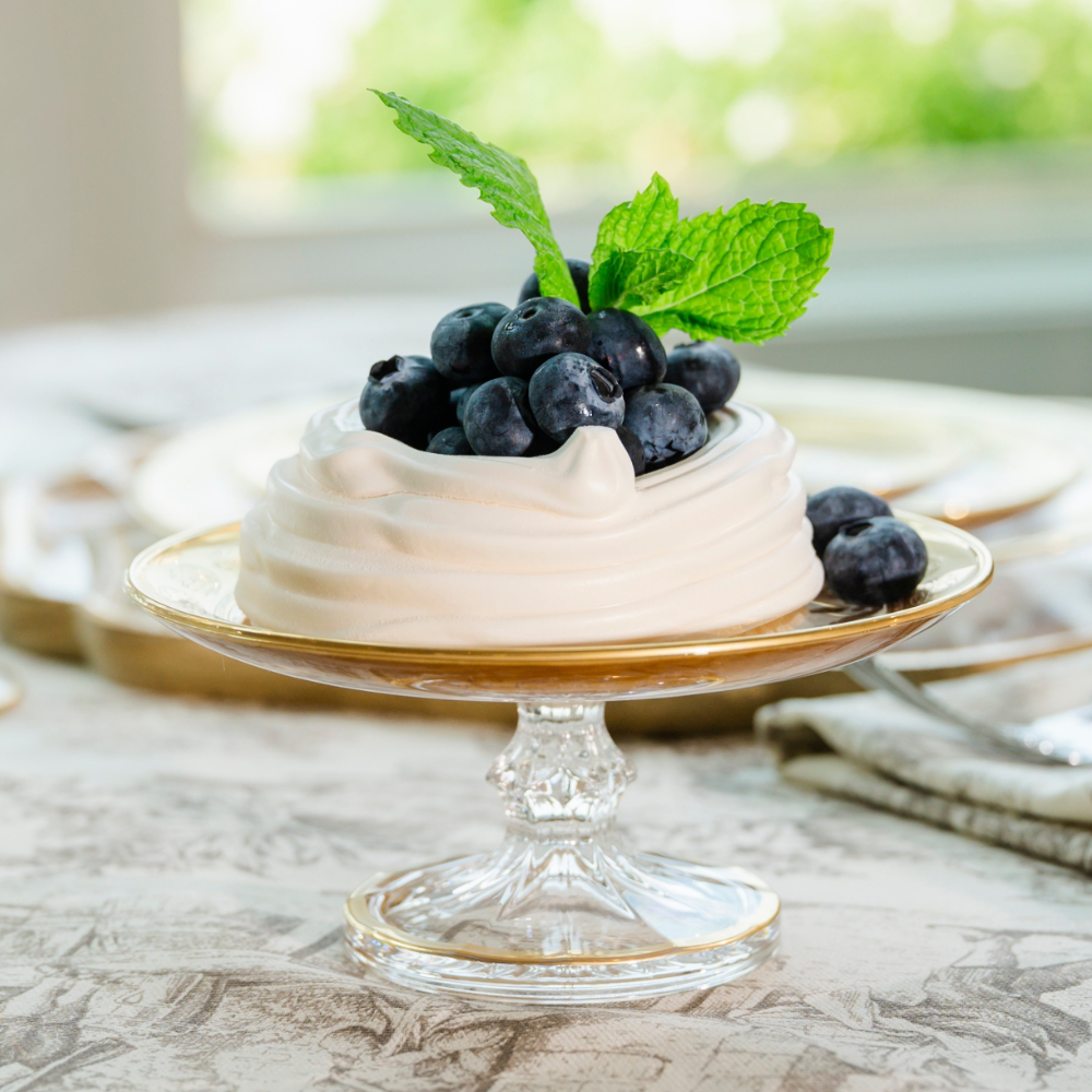 Blueberry Dessert with mint on a Vetro Gold Patisserie dish on a table