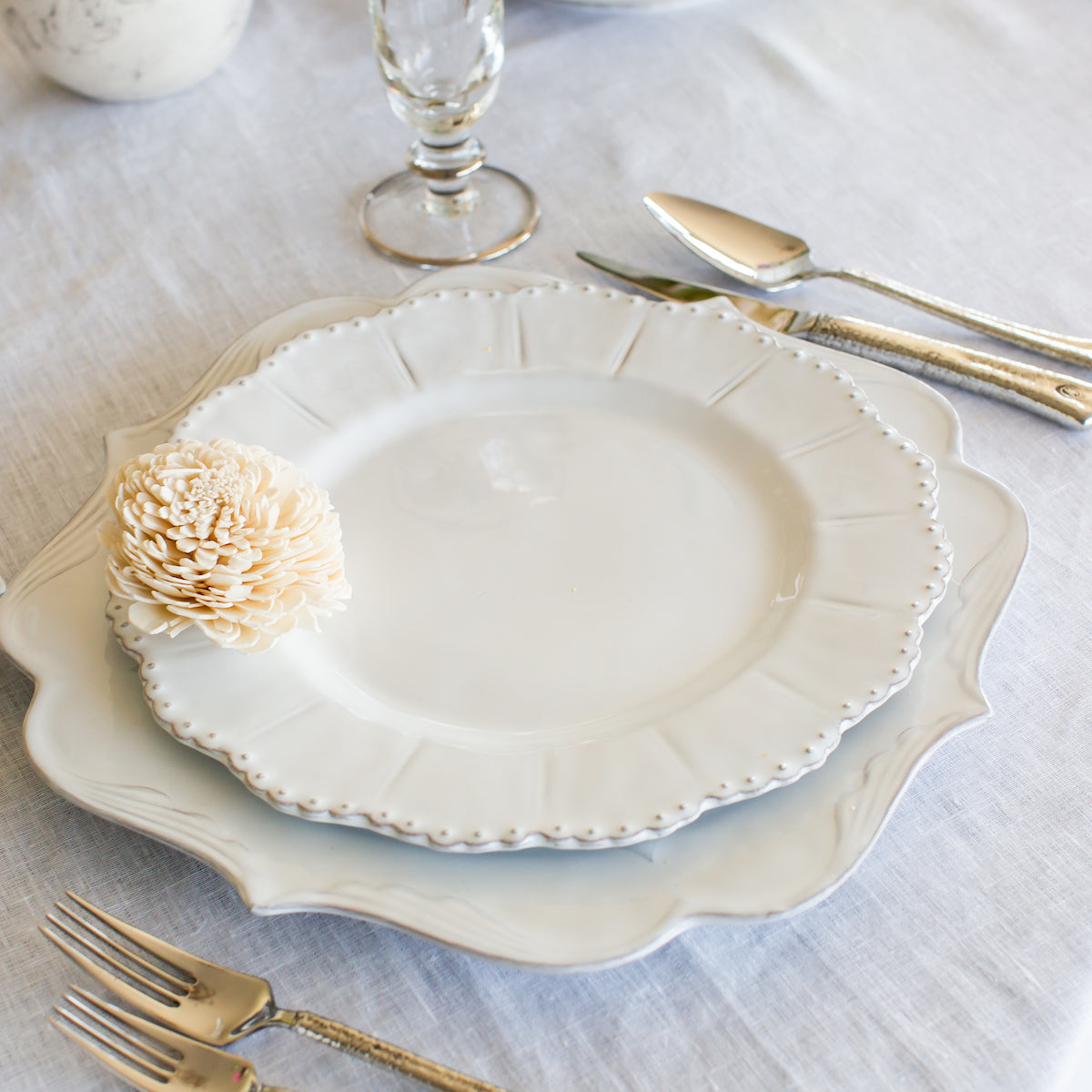 Arte Italica Bella Bianca Dinner Plate - Thumbnail 5