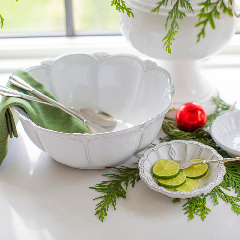 Arte Italica Bella Bianca rosette large serving bowl Italian stoneware