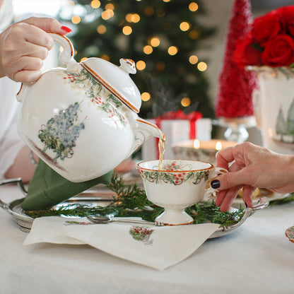 Arte Italica Natale Tea cup hand painted Italian ceramic holiday
