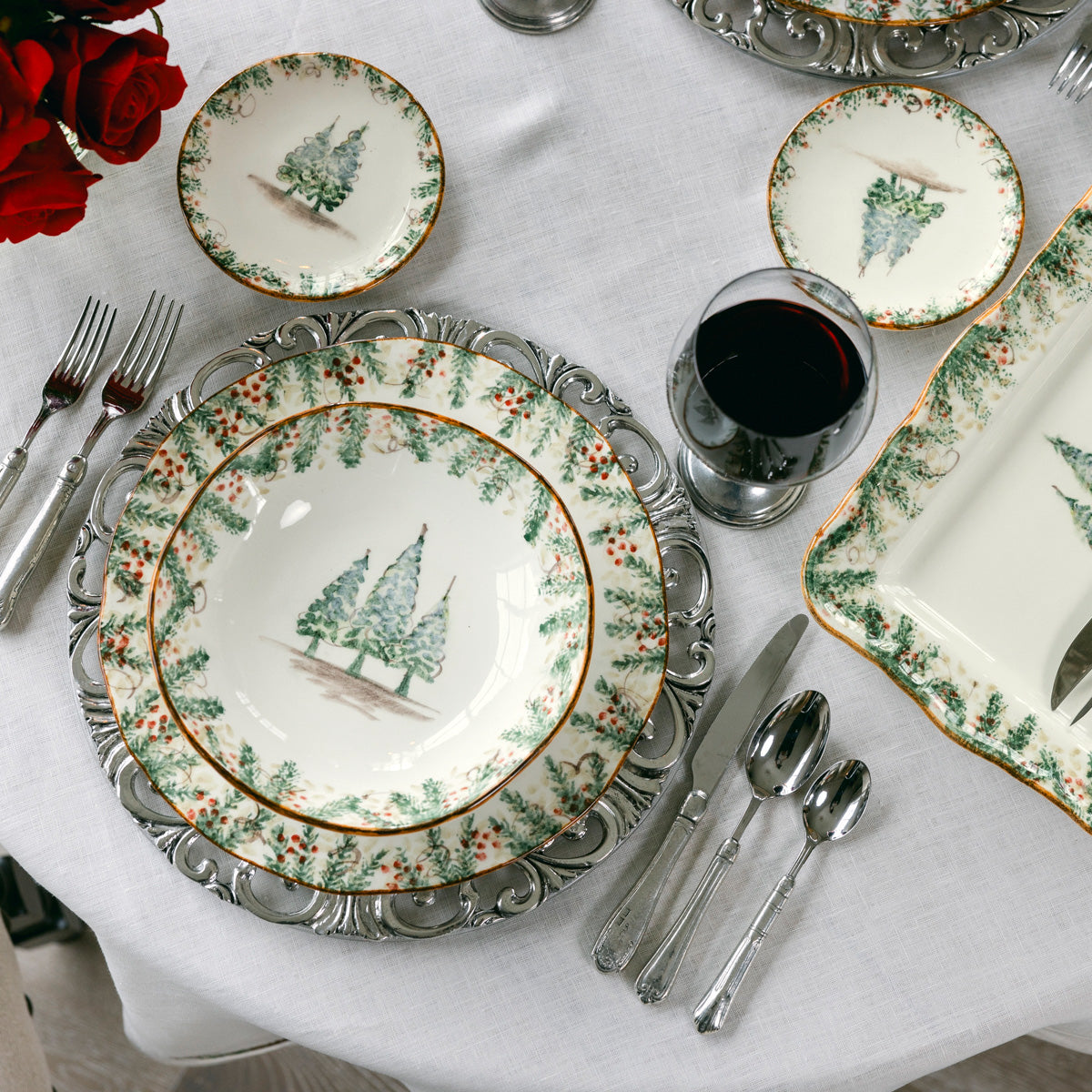 Natale Bread & Canapé Plate – Hand Painted Christmas Ceramic