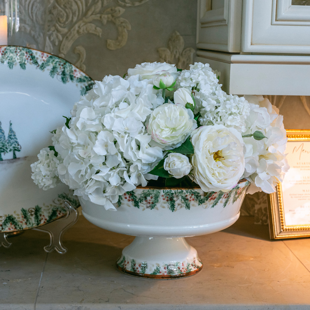 Arte Italica Natale footed serving bowl hand painted winterberries Italian ceramic festive tableware