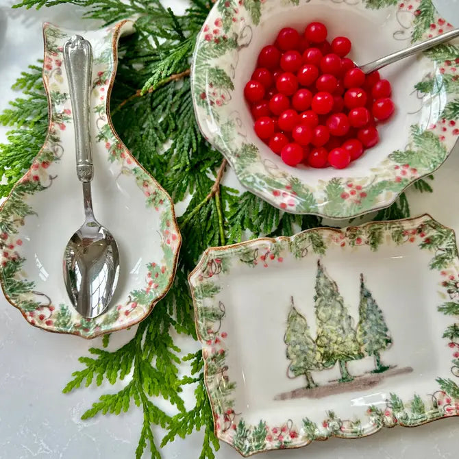 Arte Italica Natale spoon rest hand painted pine boughs Italian ceramic kitchen accessory