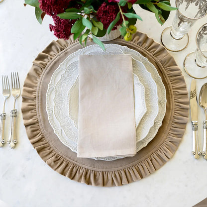 Velvet Round Placemat with Ruffle