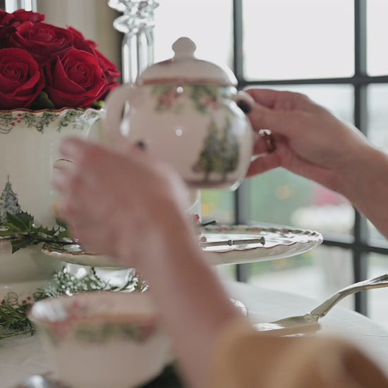 Arte Italica Natale sugar bowl hand painted winterberries Italian ceramic holiday serving