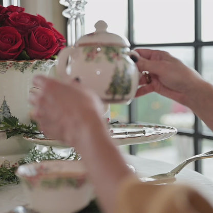 Arte Italica Natale sugar bowl hand painted winterberries Italian ceramic holiday serving